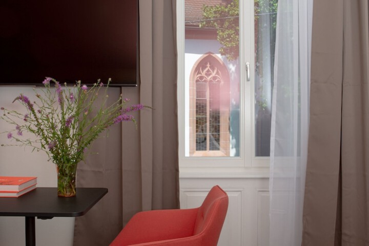 Room 45 of 70