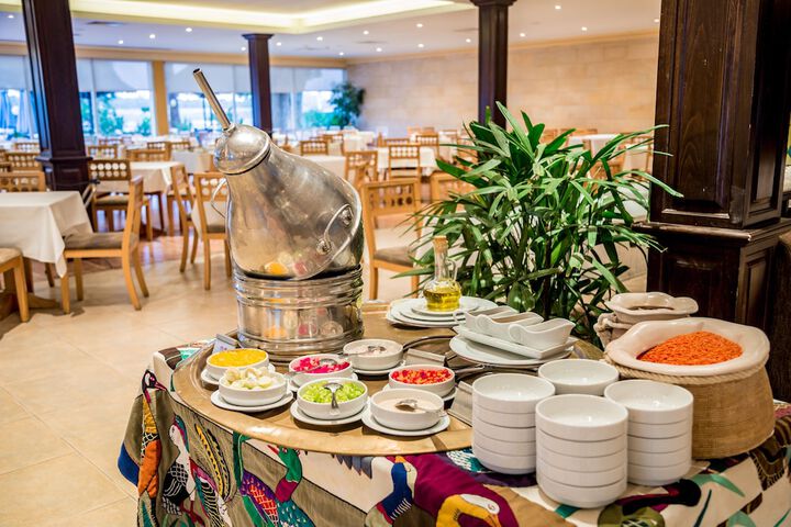 Dining 137 of 184