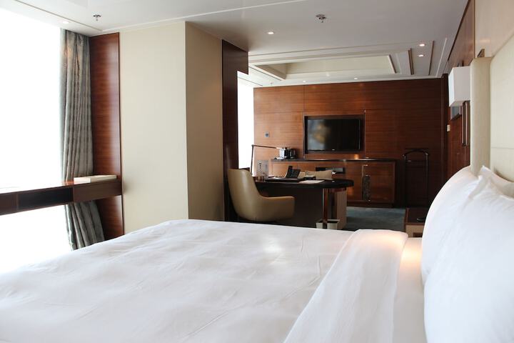 Room 11 of 47