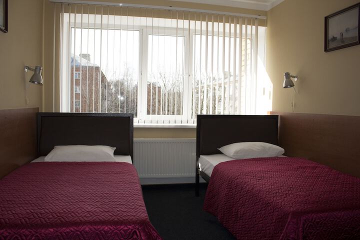 Room 18 of 53