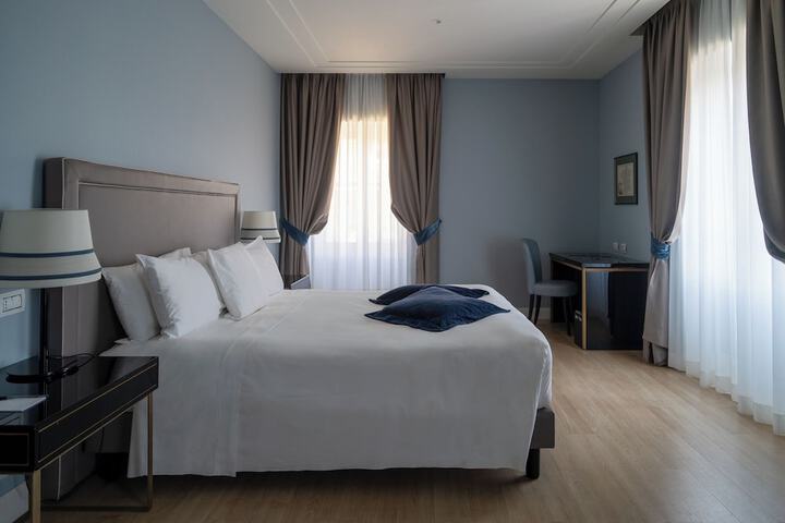 Room 31 of 62