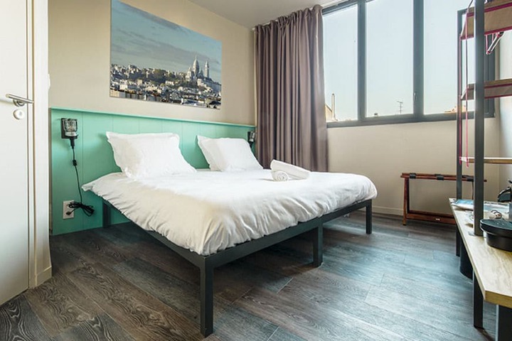 Room 4 of 48