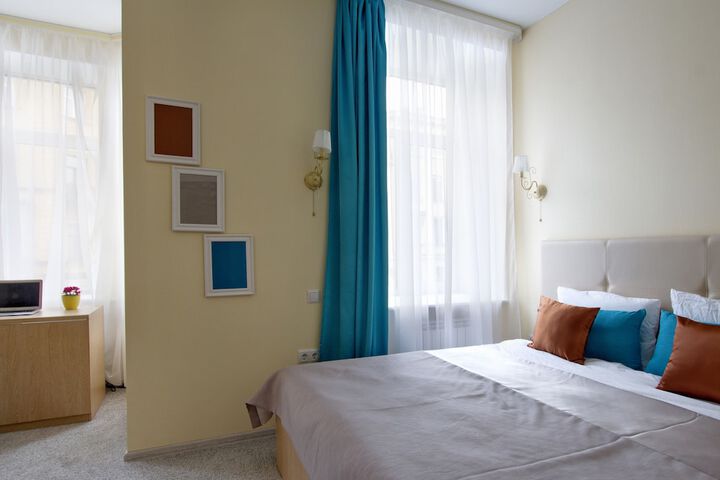 Room 8 of 41
