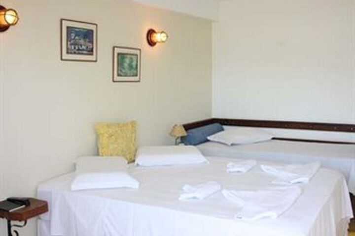 Room 16 of 46