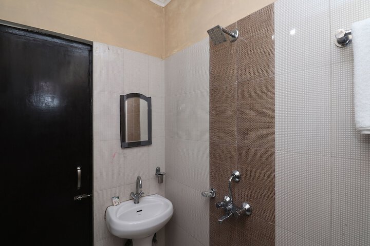 Room 22 of 25
