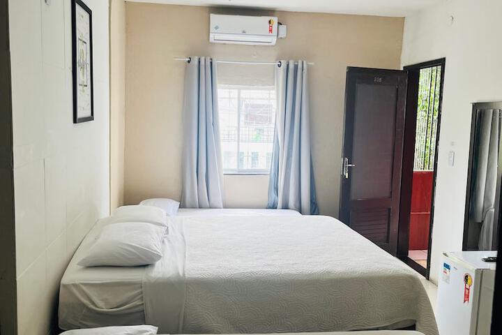 Room 6 of 22