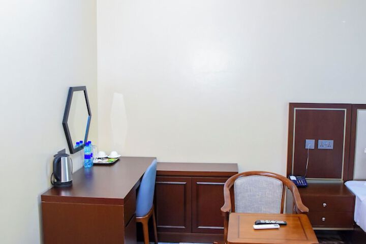 Room 46 of 97