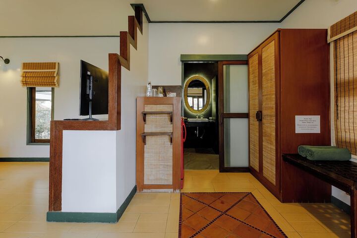 Room 23 of 60