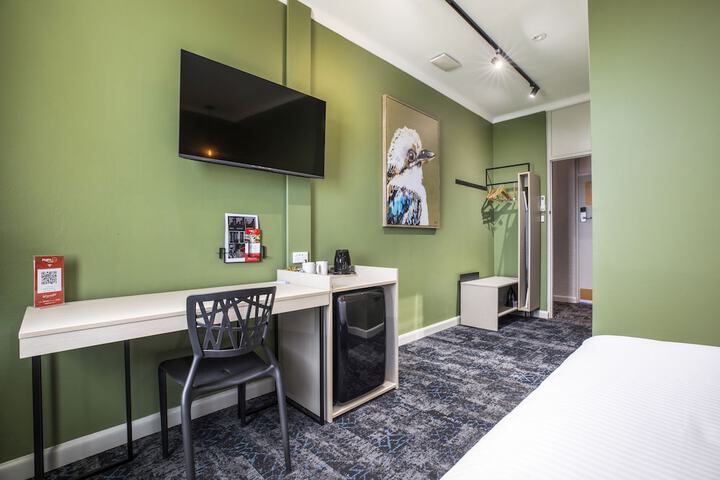 Room 17 of 67