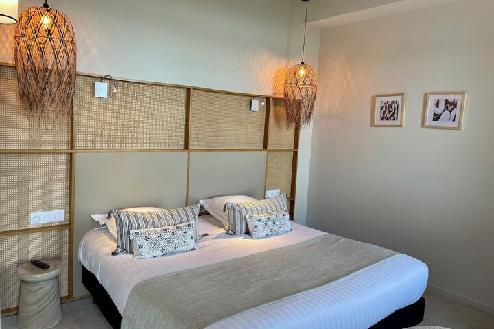 Room 21 of 46