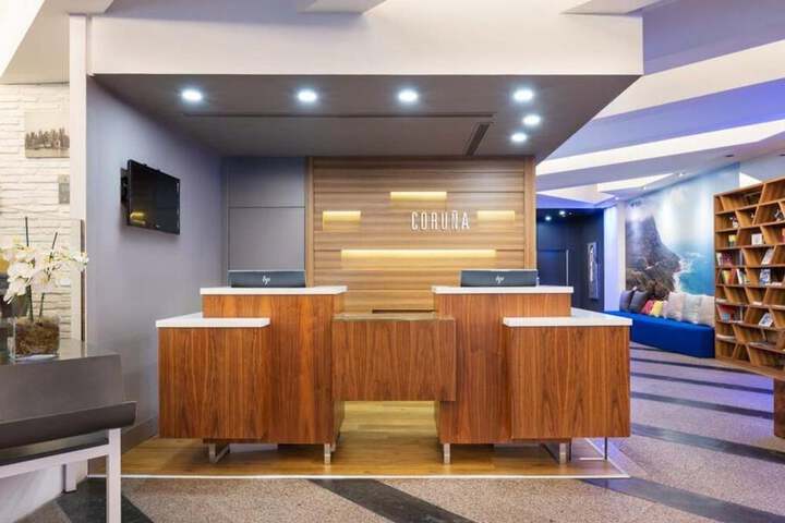 Entrance & Lobby