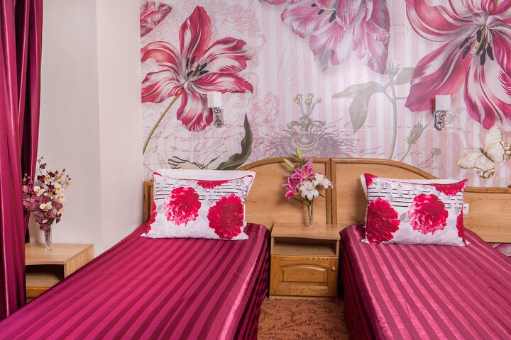 Room 42 of 72