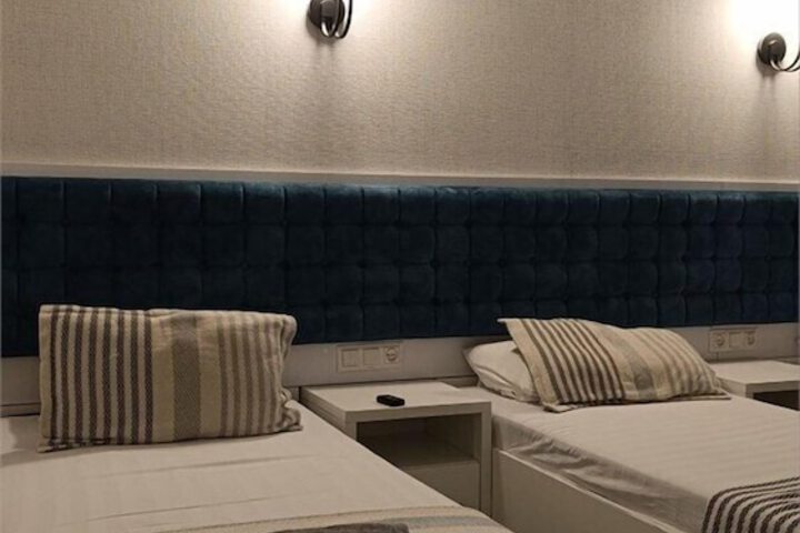Room 3 of 19