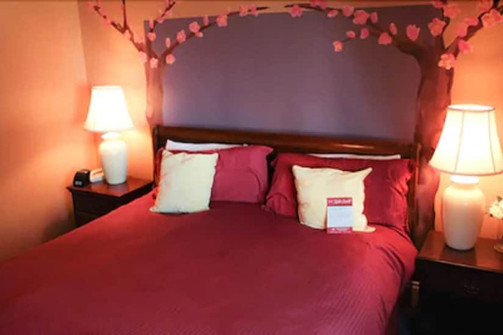 Room 4 of 24