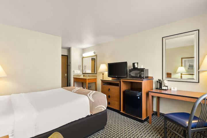 Room 20 of 47