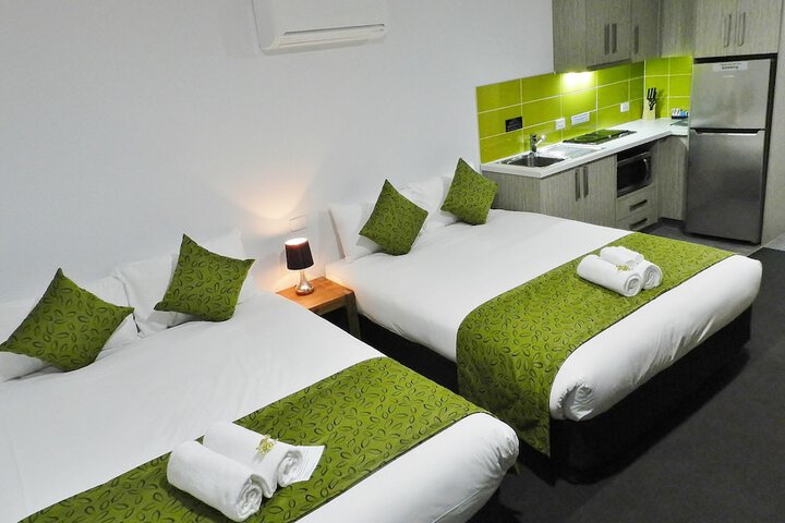Room 10 of 42