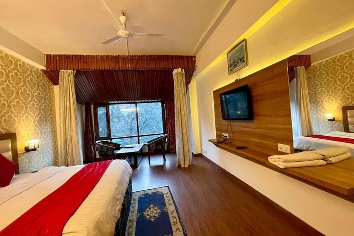 Room 14 of 44