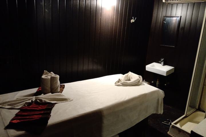 Spa 35 of 60