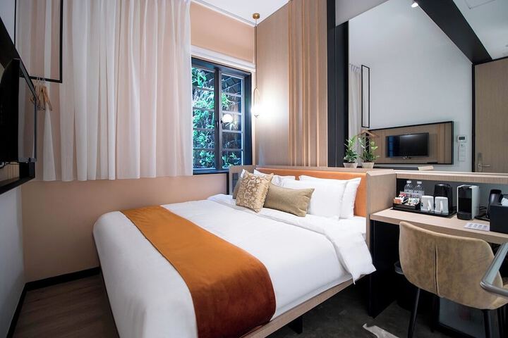 Room 5 of 26
