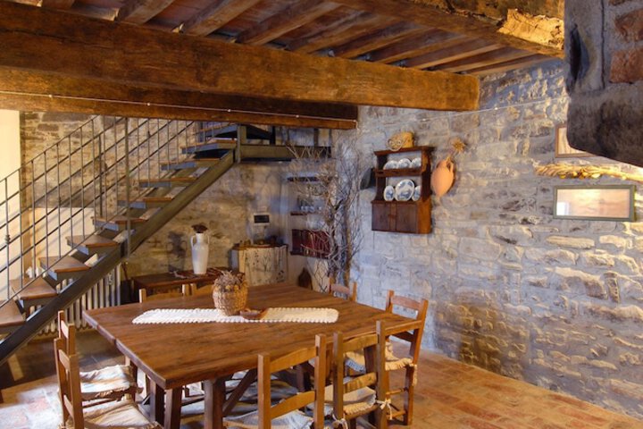 Room 15 of 27