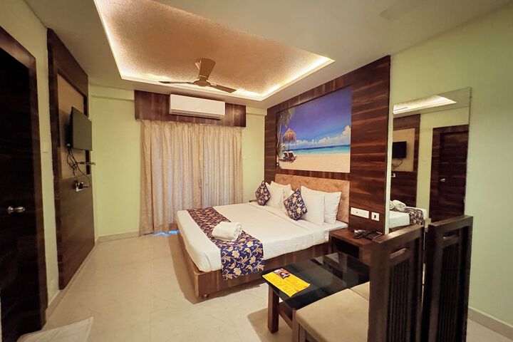 Room 9 of 44