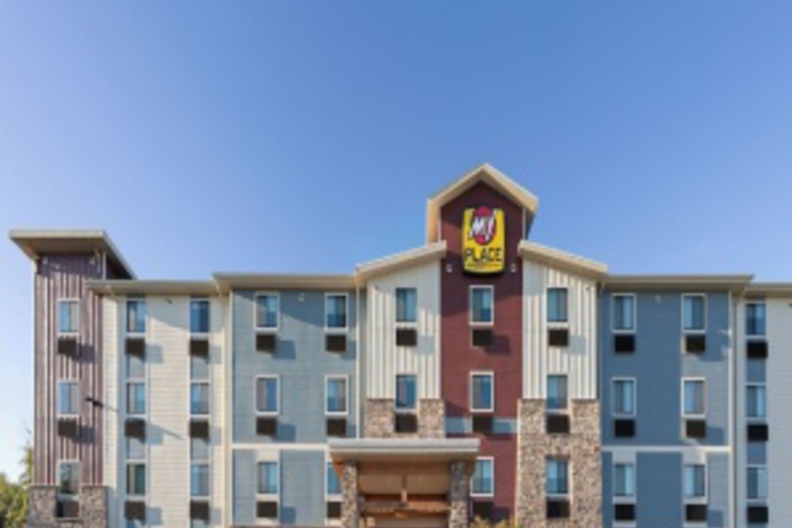 Hotel 14 of 142