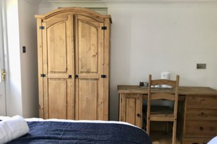 Room 21 of 40
