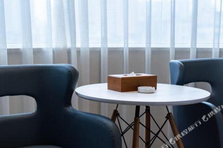 Haoting Hotel (Chengdu Wenshuyuan Branch)