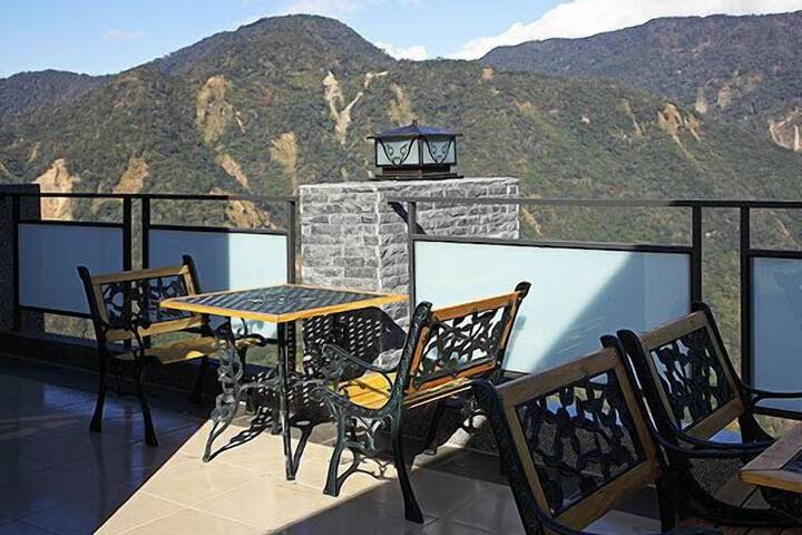 Terrace/Patio 21 of 22