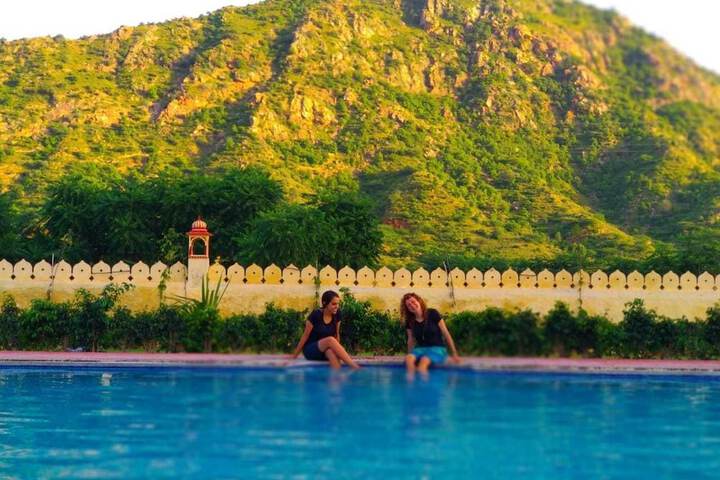 Pool 6 of 16
