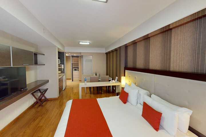 Room 19 of 67