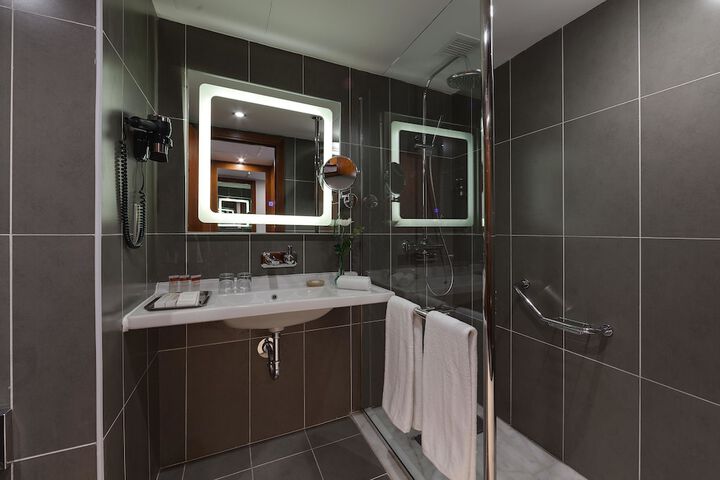 Bath Photo