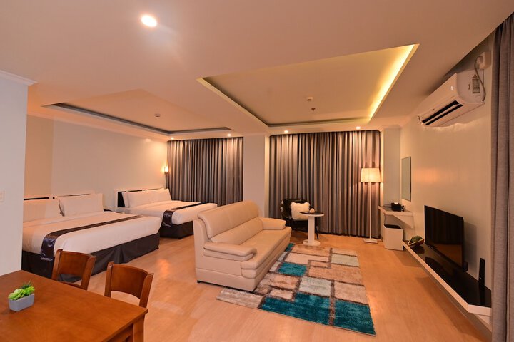 Room 2 of 24