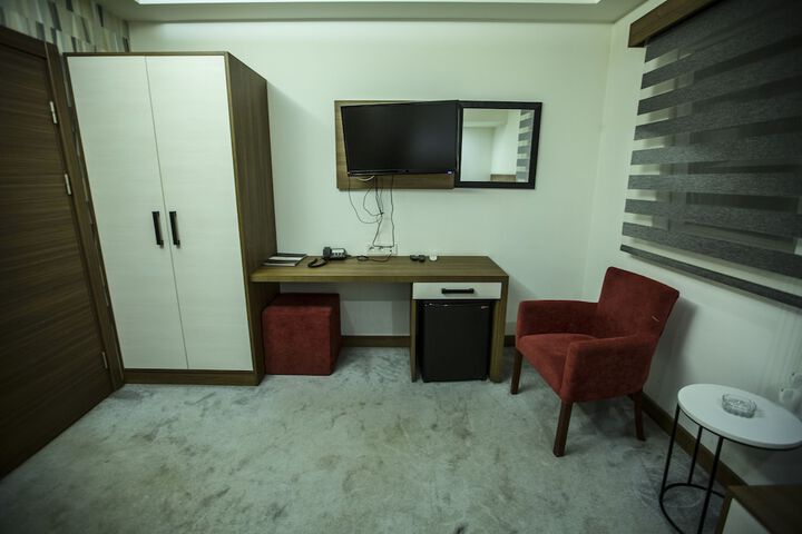 Room 21 of 45