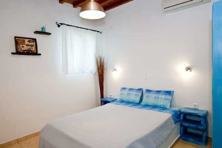 Room 2 of 20