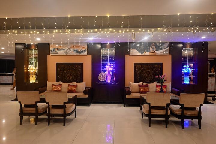 Lobby Photos