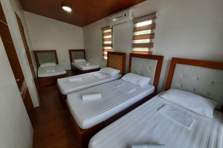 Room 6 of 70