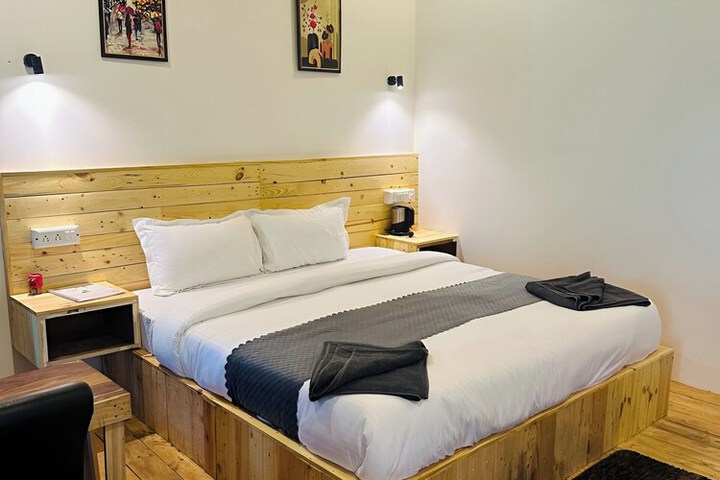 Room 10 of 22