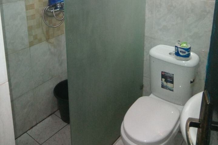 Room 12 of 26