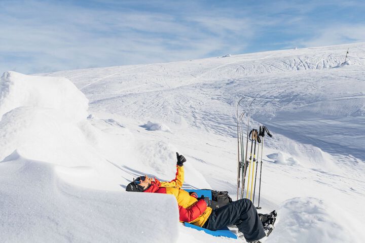Snow and ski sports