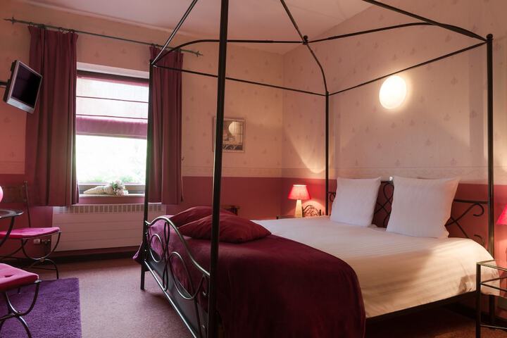 Hostellerie Sainte-Cécile in Florenville