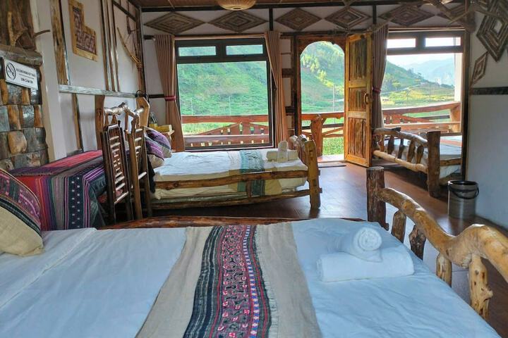 Room 5 of 48