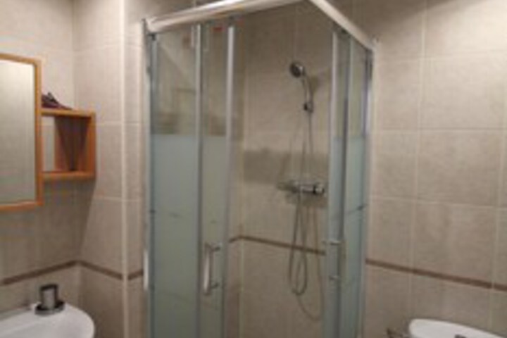 Room 5 of 29