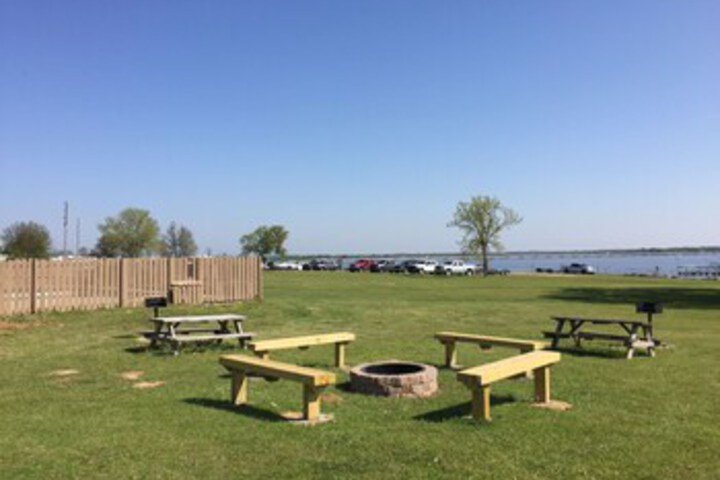 BBQ/picnic area