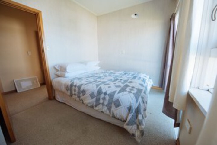 Room 18 of 21
