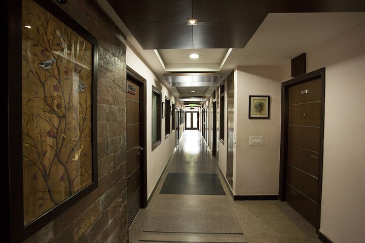 Ballroom/Hall 19 of 31