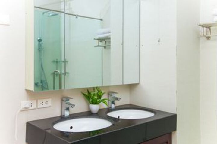 Room 3 of 14