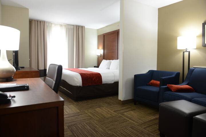 Suite 2 Queen Beds (10 of 27)