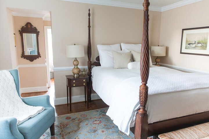 Room 21 of 176
