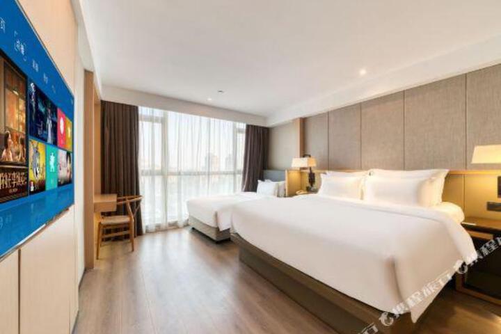 Room 19 of 116